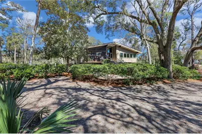 34 W Beach Lagoon Road, Hilton Head Island, SC 29928 - Photo 8