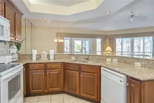 14 Wimbledon Ct, Hilton Head Island, SC 29928 - Photo 8