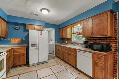 3003 Cherry Boulevard, Beaufort, SC 29902 - Photo 10