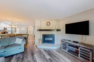 1 Gloucester Rd, Hilton Head Island, SC 29928 - Photo 18