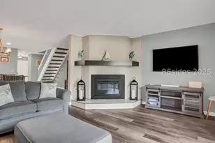 1 Gloucester Rd, Hilton Head Island, SC 29928 - Photo 2