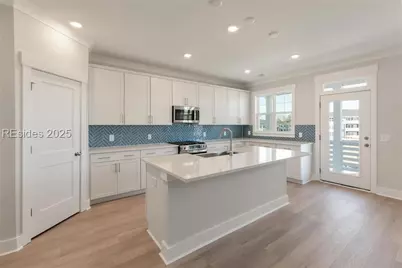 421 Parkside Commons, Bluffton, SC 29910 - Photo 10