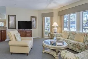 14 Wimbledon Ct, Hilton Head Island, SC 29928 - Photo 10