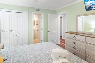 40 Folly Field Rd, Hilton Head Island, SC 29928 - Photo 20