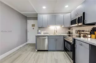 21 Lagoon Rd, Hilton Head Island, SC 29928 - Photo 4