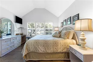 39 Lake Forest Dr, Hilton Head Island, SC 29928 - Photo 18