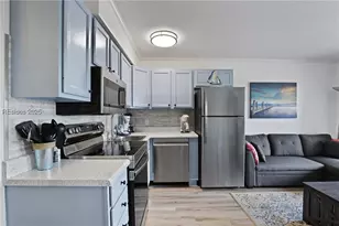 40 Folly Field Rd, Hilton Head Island, SC 29928 - Photo 14