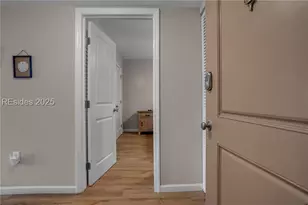 85 Folly Field Rd, Hilton Head Island, SC 29928 - Photo 6