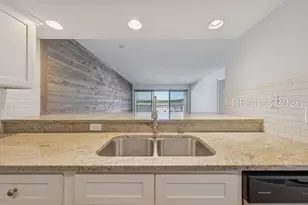 100 Helmsman Way, Hilton Head Island, SC 29928 - Photo 10