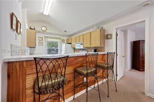 30 Valencia Dr, Hilton Head Island, SC 29928 - Photo 14