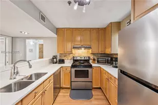 663 William Hilton Pkwy, Hilton Head Island, SC 29928 - Photo 14
