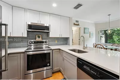 3 Wimbledon Court #104, Hilton Head Island, SC 29928 - Photo 8