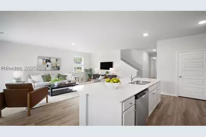 676 Sanctuary Drive, Ridgeland, SC 29936 - Photo 2