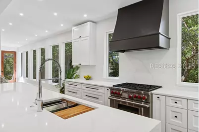 12 Bateau Road, Hilton Head Island, SC 29928 - Photo 2