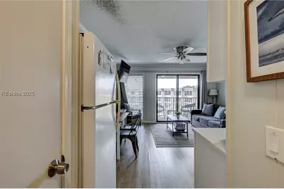 40 Folly Field Road #B349, Hilton Head Island, SC 29928 - Photo 8