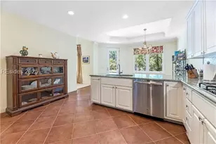10 Wax Myrtle Ct, Hilton Head Island, SC 29926 - Photo 14