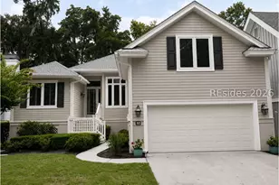 10 Wax Myrtle Ct, Hilton Head Island, SC 29926 - Photo 2