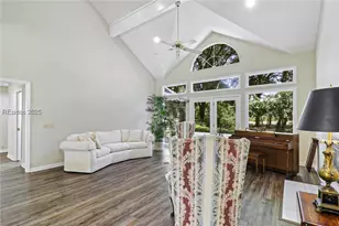 17 Dahlgren Ln, Hilton Head Island, SC 29928 - Photo 6