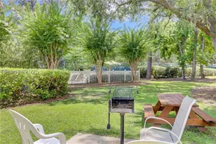 45 Folly Field Rd, Hilton Head Island, SC 29928 - Photo 32