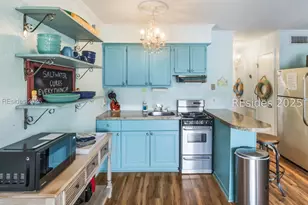 40 Folly Field Rd, Hilton Head Island, SC 29928 - Photo 8