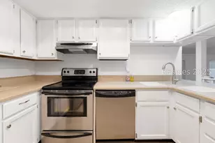 20 Queens Folly Rd, Hilton Head Island, SC 29928 - Photo 6