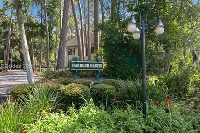 90 Gloucester Road #203, Hilton Head Island, SC 29928 - Photo 1