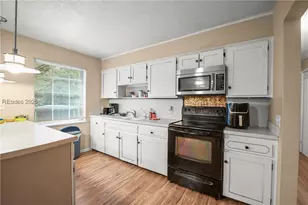 1507 Ivy Ln, Beaufort, SC 29902 - Photo 10