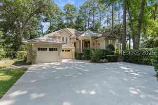 25 Long Brow Rd, Hilton Head Island, SC 29928 - Photo 2