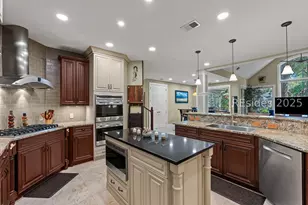 25 Long Brow Rd, Hilton Head Island, SC 29928 - Photo 20