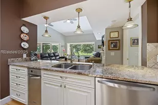 37 Queens Way, Hilton Head Island, SC 29928 - Photo 26