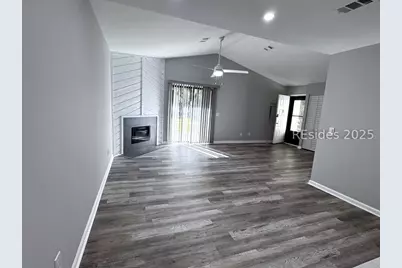 96 Mathews Drive #34, Hilton Head Island, SC 29926 - Photo 6