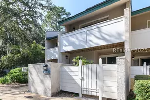 19 Stoney Creek Rd, Hilton Head Island, SC 29928 - Photo 2