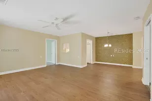 300 Woodhaven Dr, Hilton Head Island, SC 29928 - Photo 32
