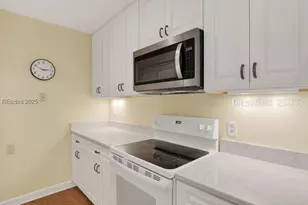 300 Woodhaven Dr, Hilton Head Island, SC 29928 - Photo 28