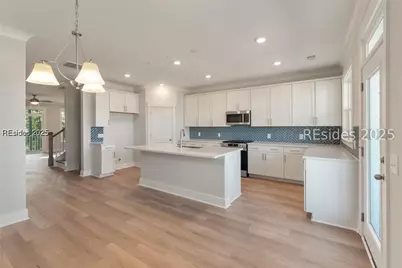 405 Parkside Commons, Bluffton, SC 29910 - Photo 8
