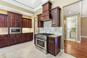 368 Long Cove Dr, Hilton Head Island, SC 29928 - Photo 16