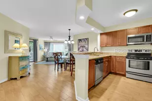 200 Colonnade Dr, Hilton Head Island, SC 29928 - Photo 2