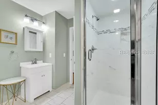 200 Colonnade Dr, Hilton Head Island, SC 29928 - Photo 32