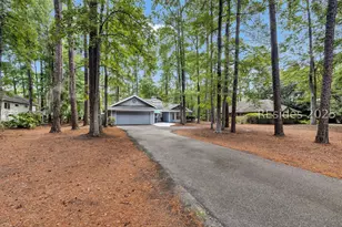 232 Whiteoaks Cir, Bluffton, SC 29910 - Photo 2