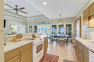 305 Cassique Creek Dr, Ridgeland, SC 29936 - Photo 18