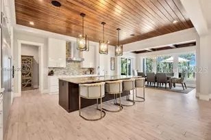 16 Juniper Ln, Hilton Head Island, SC 29928 - Photo 14