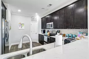 45 Hammock Oaks Cir, Hilton Head Island, SC 29926 - Photo 12