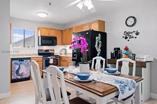 663 William Hilton Pkwy, Hilton Head Island, SC 29928 - Photo 2