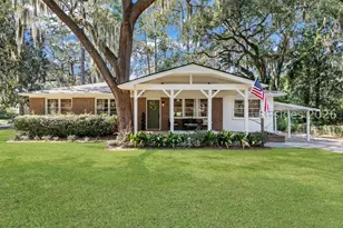 510 Center Dr, Beaufort, SC 29902 - Photo 2