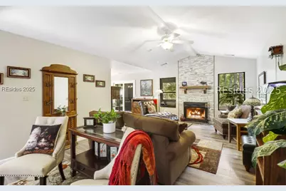 27 Arrow Wood Road, Hilton Head Island, SC 29926 - Photo 6