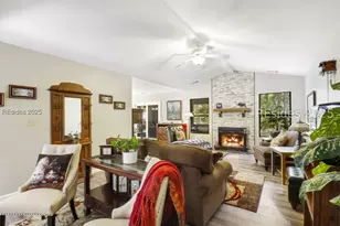 27 Arrow Wood Rd, Hilton Head Island, SC 29926 - Photo 6