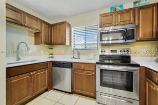 663 William Hilton Pkwy, Hilton Head Island, SC 29928 - Photo 14