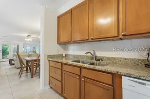 11 Lighthouse Rd, Hilton Head Island, SC 29928 - Photo 12