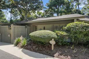 11 Lighthouse Rd, Hilton Head Island, SC 29928 - Photo 2