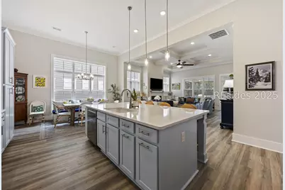 139 Hampton Lake Crossing, Bluffton, SC 29910 - Photo 8